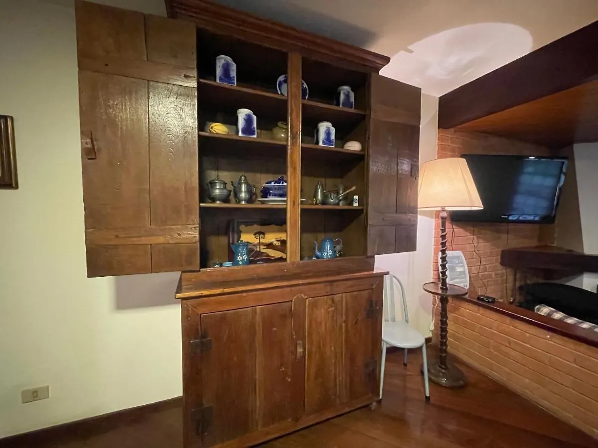 Capivari 8 Hospedes Condo Com Garagem 2 Vagas Campos do Jordao